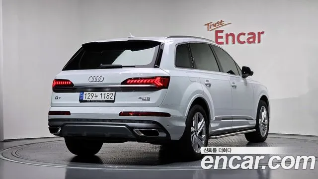 Audi Q7 4M — Фото автомобиля 2