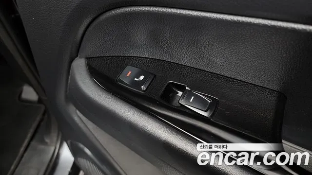 KG_Mobility_Ssangyong Rexton Новый Rexton Sport Khan Дизель 2.2 4WD — Фото автомобиля 23