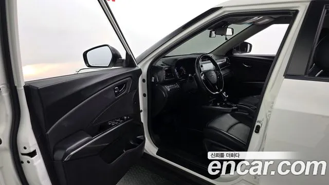 KG_Mobility_Ssangyong TIBOLI Very New Tivoli Бензин 1.5 2WD — Фото автомобиля 10
