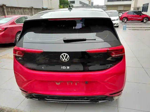 Volkswagen ID.3 — Фото автомобиля 5