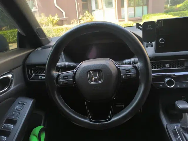 Honda Civic — Фото автомобиля 15