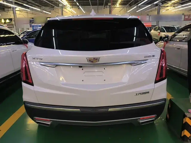 Cadillac XT5 — Фото автомобиля 5
