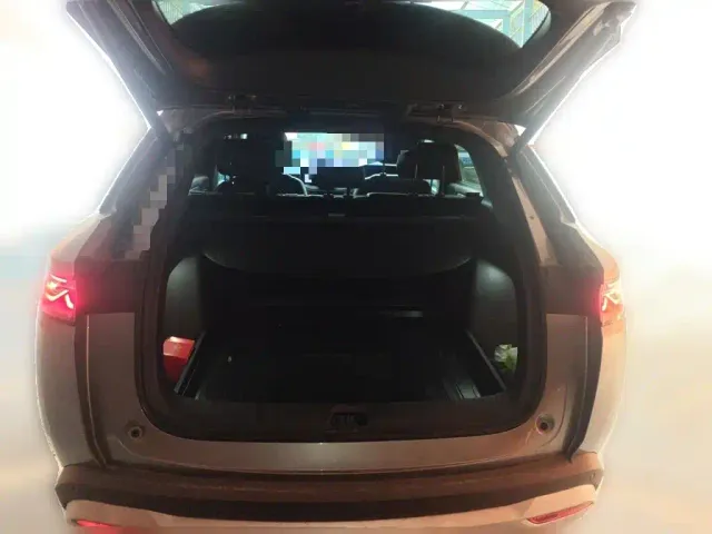 BYD Song L DM-i — Фото автомобиля 15
