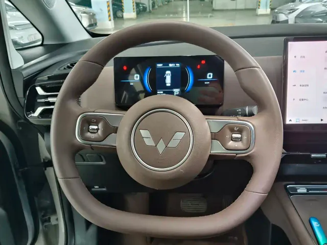 Wuling Starlight 730 — Фото автомобиля 17