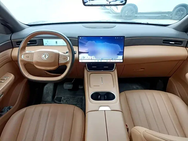 Dongfeng Aeolus L8 — Фото автомобиля 7