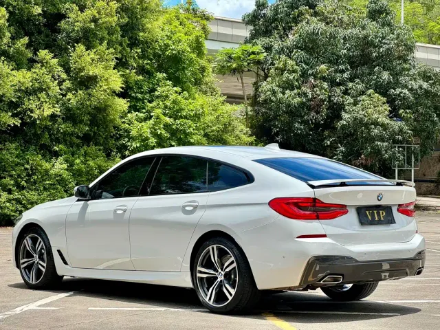 BMW 6 Series Gran Turismo — Фото автомобиля 14