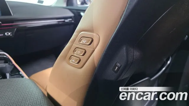 Kia EV6 — Фото автомобиля 24