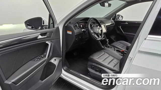Volkswagen Tiguan Tiguan 2 поколение 2.0 TDI Prestige — Фото автомобиля 10