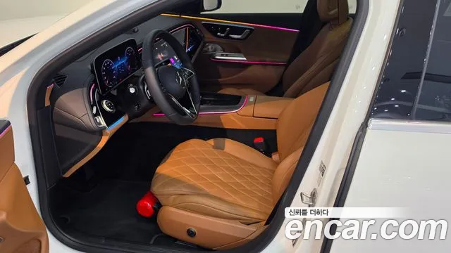 Mercedes-Benz E-Class — Фото автомобиля 10