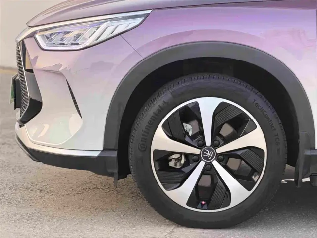 BYD Song PLUS — Фото автомобиля 9