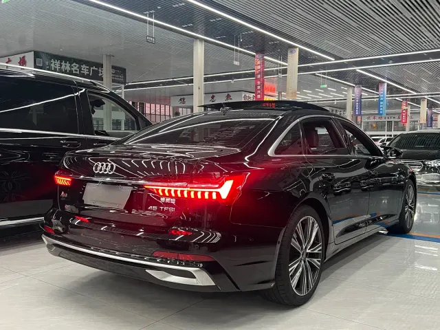 Audi A6L — Фото автомобиля 11