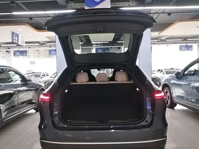 Nio EC7 — Фото автомобиля 18