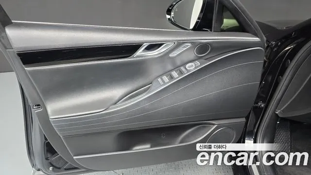 Genesis G80 Бензин 3.5 турбо AWD — Фото автомобиля 23