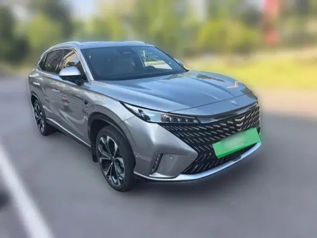 Roewe RX5 — Фото автомобиля 22