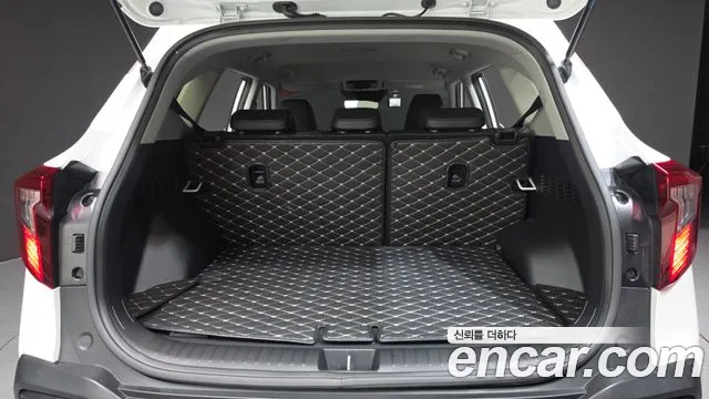 Kia Seltos — Фото автомобиля 19