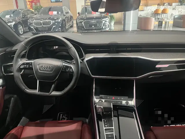 Audi A7L — Фото автомобиля 6