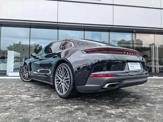 Porsche Panamera — Фото автомобиля 13