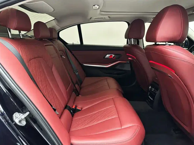 BMW 3 Series — Фото автомобиля 14