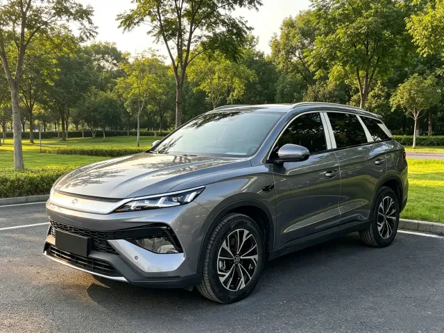 Фотография автомобиля — BYD Song Pro
