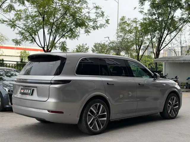 Li Auto L9 — Фото автомобиля 7