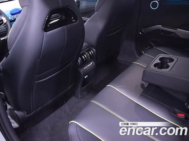 BYD Atto 3 — Фото автомобиля 6