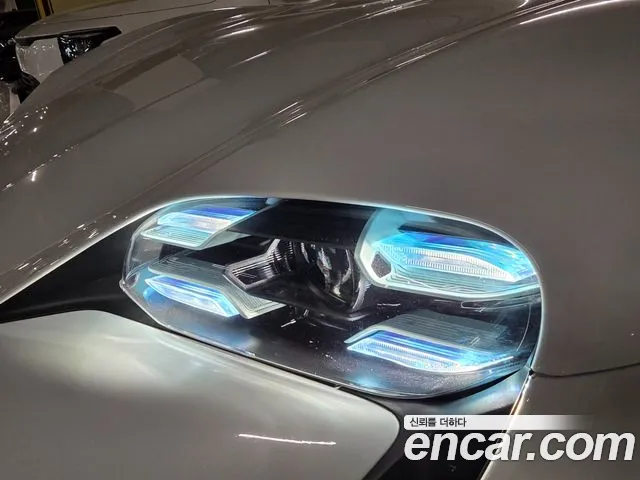 Porsche Taycan Taycan Khan — Фото автомобиля 14