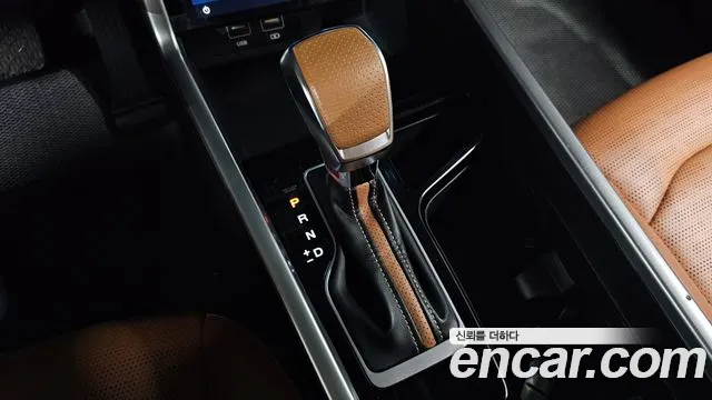 KGM Torres — Фото автомобиля 12