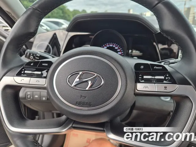 Hyundai AVANTE Avante (CN7) — Фото автомобиля 16