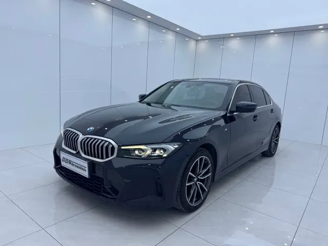 Фотография автомобиля — BMW 3 Series