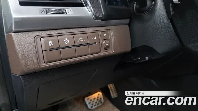 KG_Mobility_Ssangyong Rexton All Rexton Дизель 2.2 4WD — Фото автомобиля 13