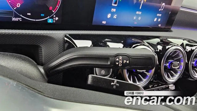 Mercedes-Benz A-Class — Фото автомобиля 17