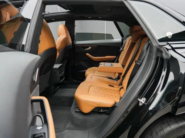 Audi RS Q8 — Фото автомобиля 12
