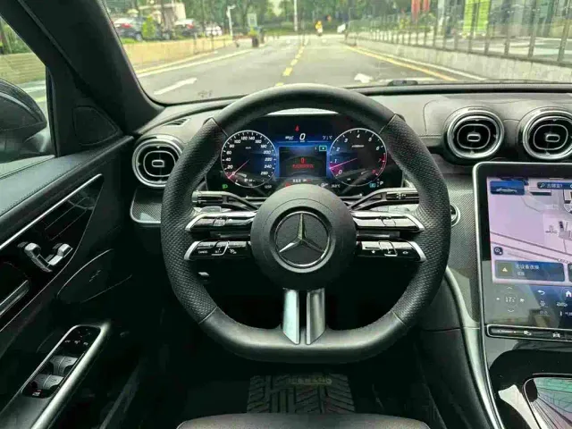 Mercedes-Benz C-Class — Фото автомобиля 6