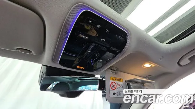 Mercedes-Benz E-Class — Фото автомобиля 26