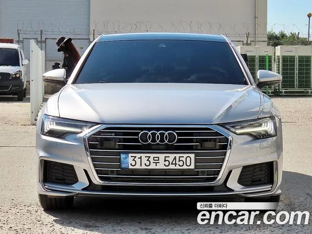 Фотография автомобиля — Audi A6 C8