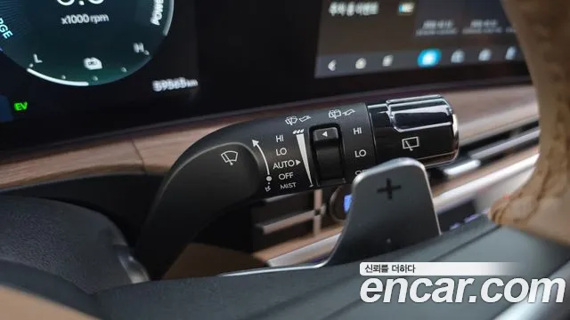 Hyundai Santa Fe MX5 — Фото автомобиля 28