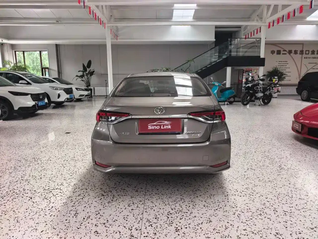 Toyota Corolla — Фото автомобиля 5