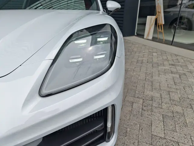 Porsche Panamera — Фото автомобиля 14