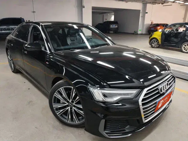 Audi A6L — Фото автомобиля 3