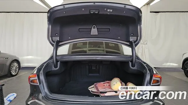 Hyundai Grandeur Новый Grandeur IG — Фото автомобиля 20