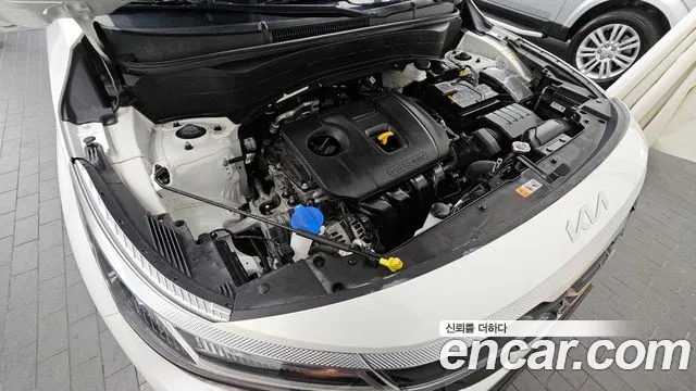 Kia Seltos Новый Seltos Бензин 2.0 2WD — Фото автомобиля 6