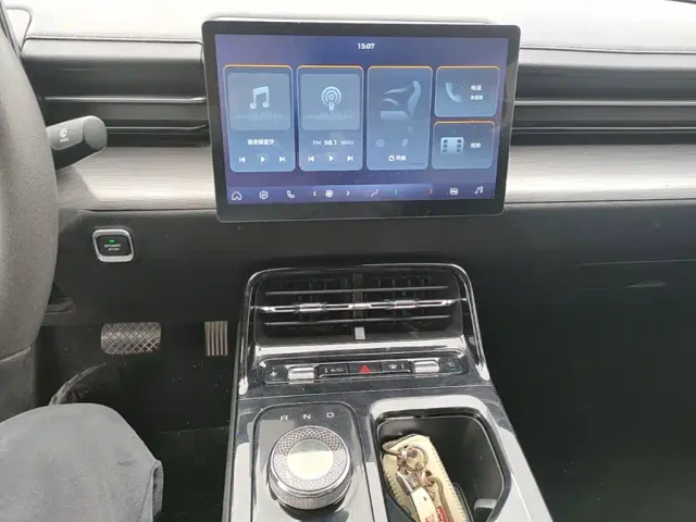 Wuling Starlight — Фото автомобиля 12
