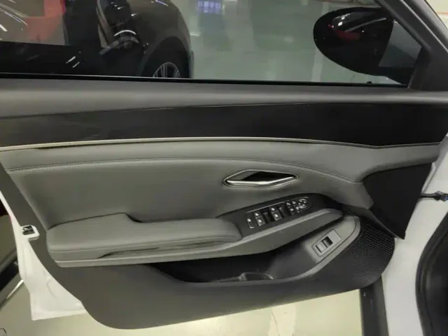 BYD Qin L — Фото автомобиля 7