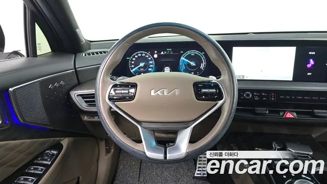 Kia K8 Hybrid — Фото автомобиля 13