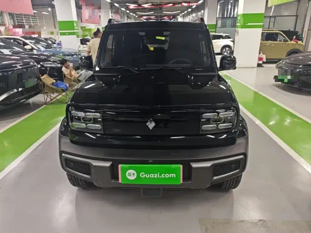 Baojun Yep — Фото автомобиля 2