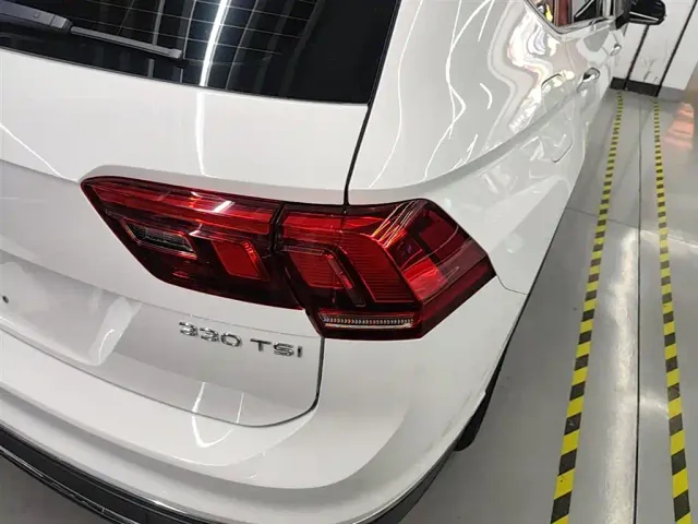 Volkswagen Tiguan L — Фото автомобиля 7