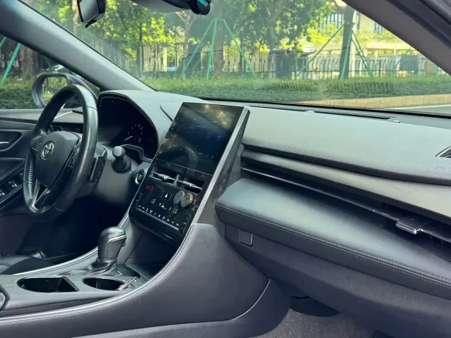 Toyota Avalon — Фото автомобиля 13