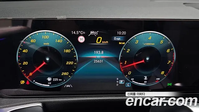Mercedes-Benz GLB-Class — Фото автомобиля 8