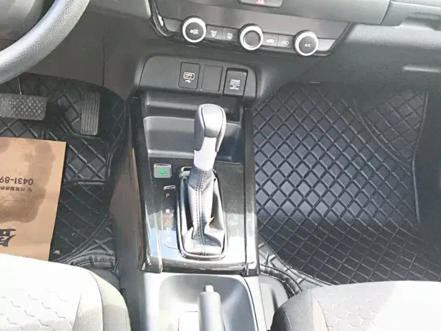 Honda Fit — Фото автомобиля 16