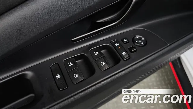 Hyundai AVANTE — Фото автомобиля 25